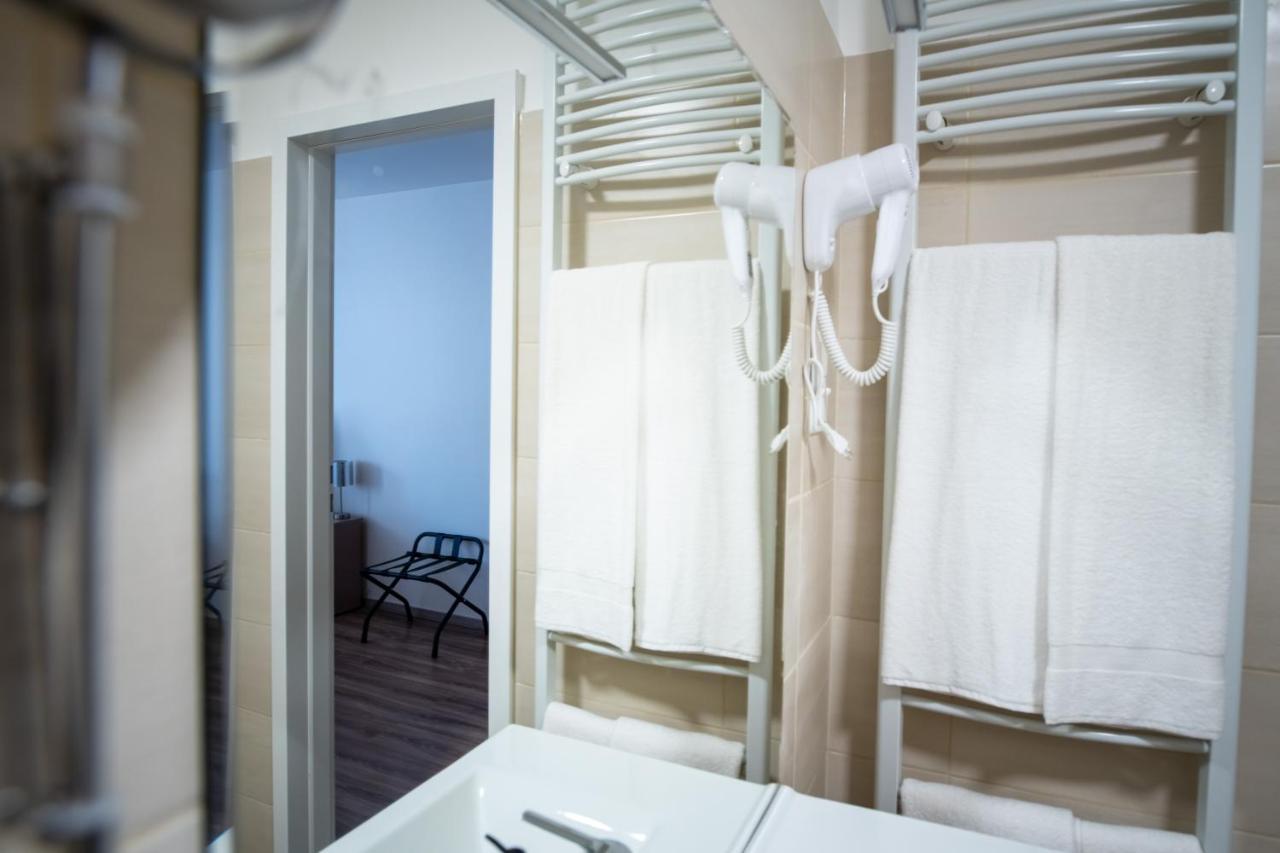 Bed and Breakfast Elixir Panzio Ньирбатор Экстерьер фото