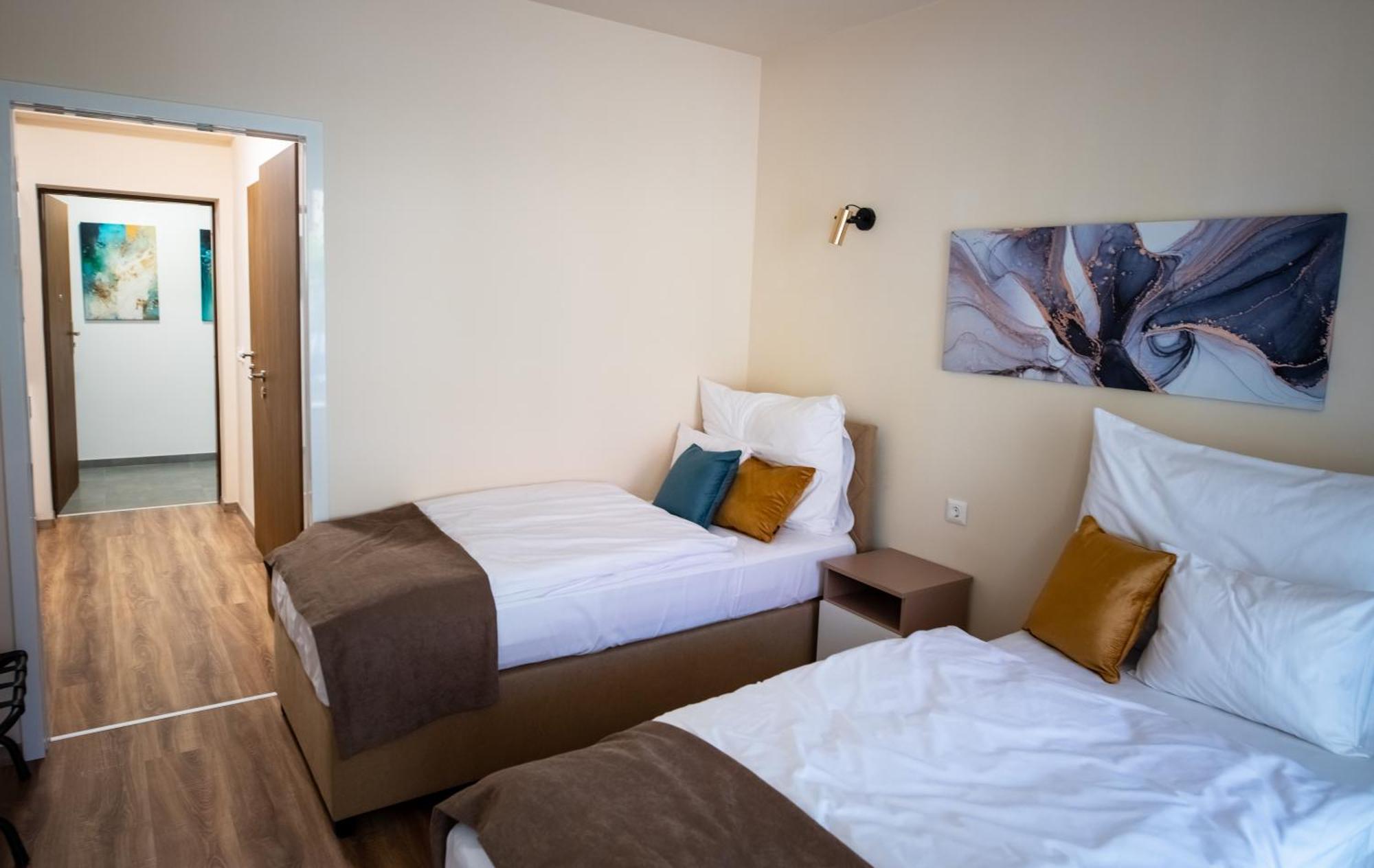 Bed and Breakfast Elixir Panzio Ньирбатор Экстерьер фото