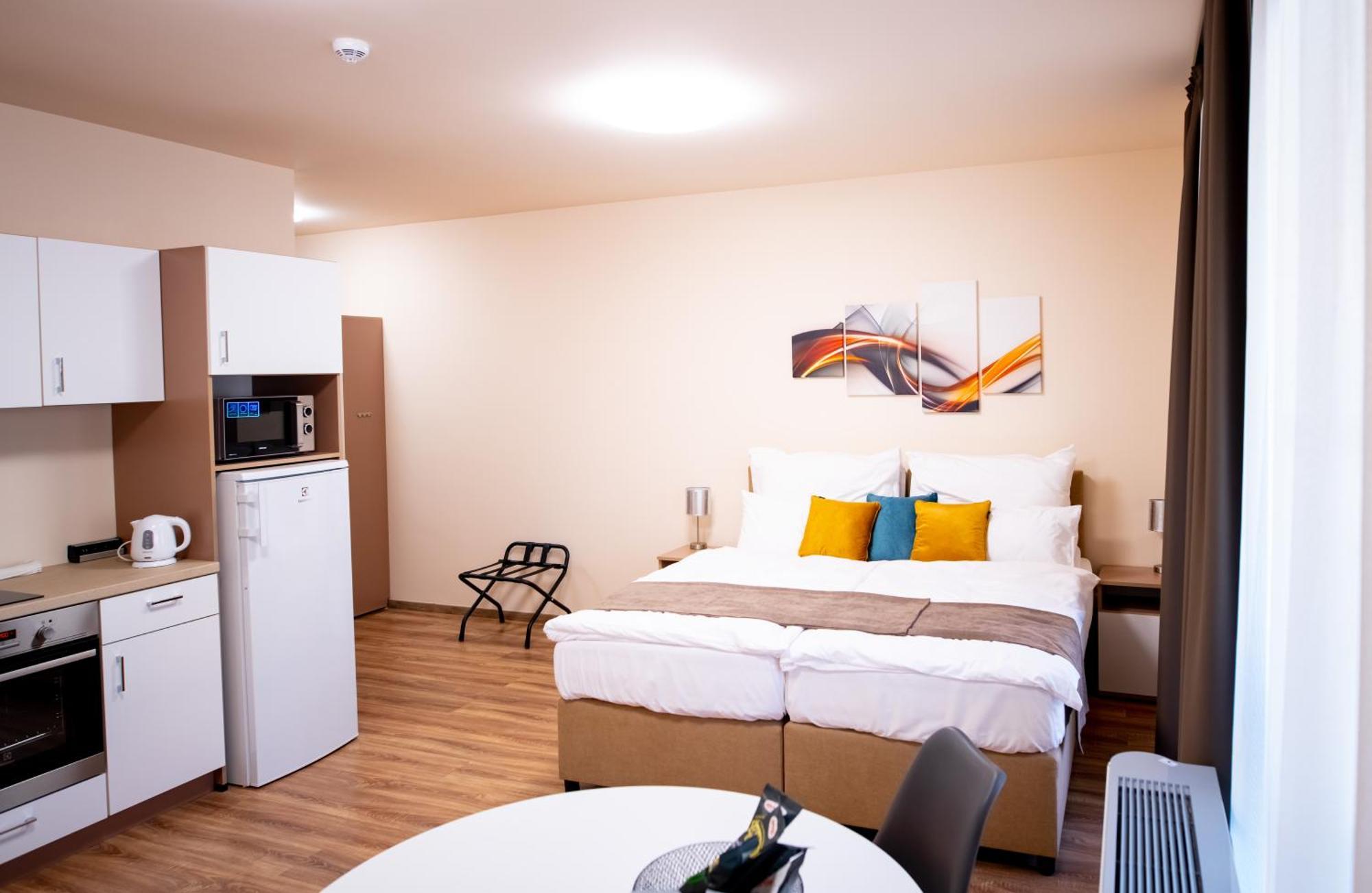 Bed and Breakfast Elixir Panzio Ньирбатор Экстерьер фото